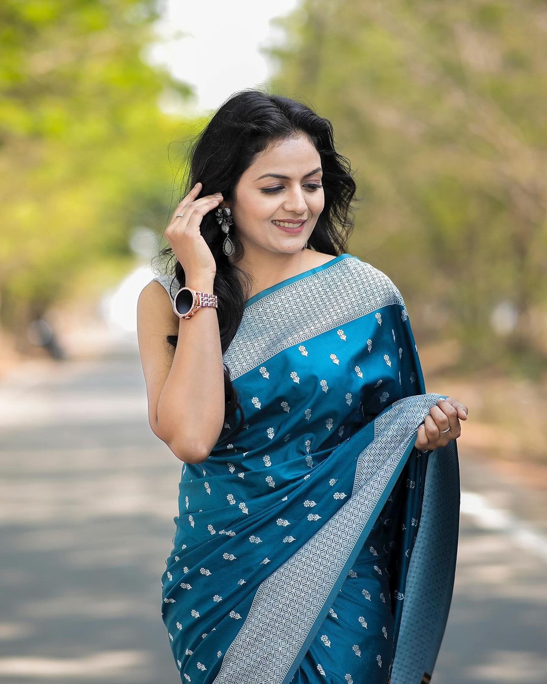 BANARASI HEAVY DESIGN SAREE