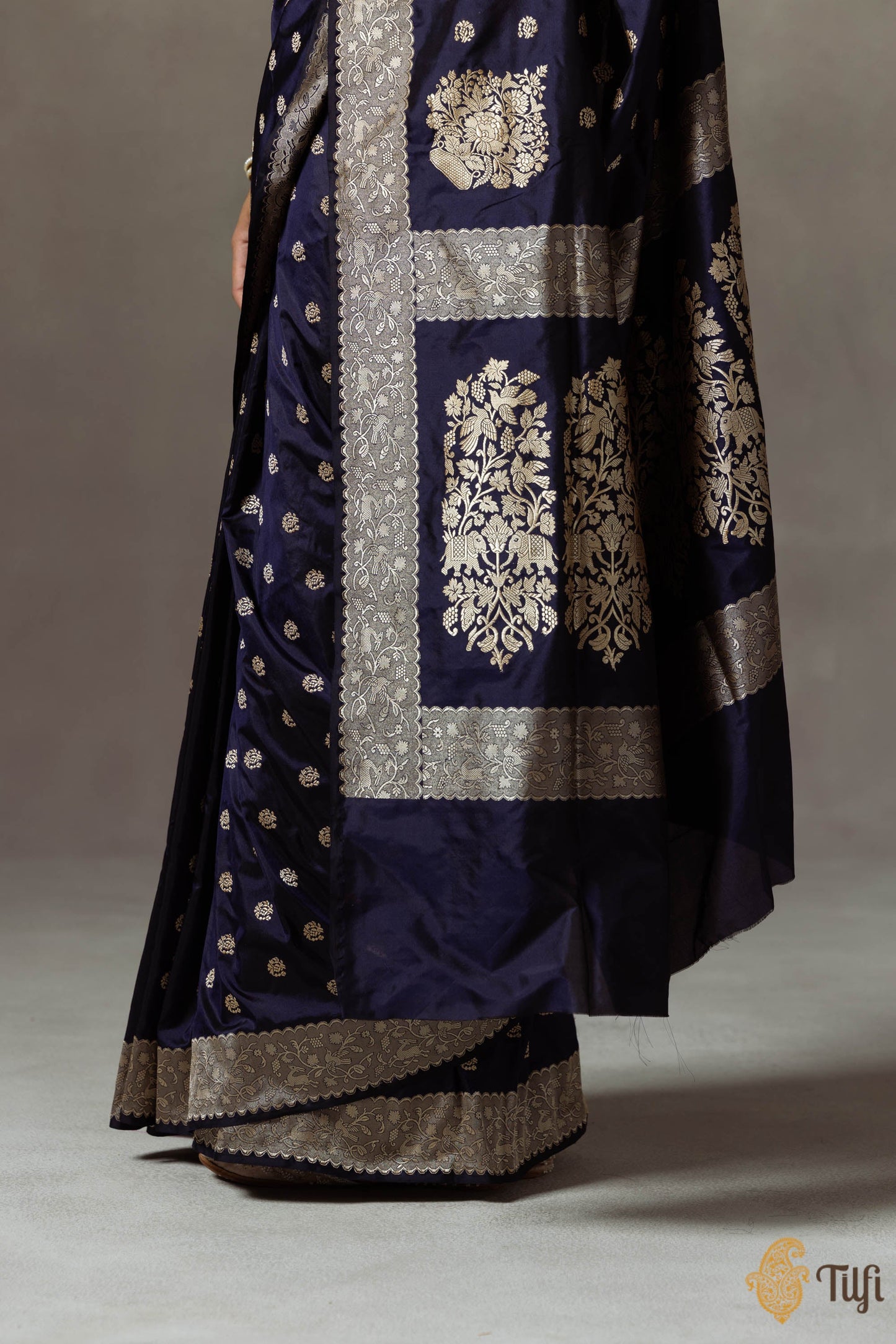 KANJIVARAM HEAVY SILK SAREE
