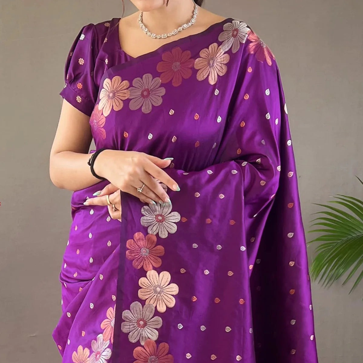 KANJIVARAM HEAVY SILK SAREE