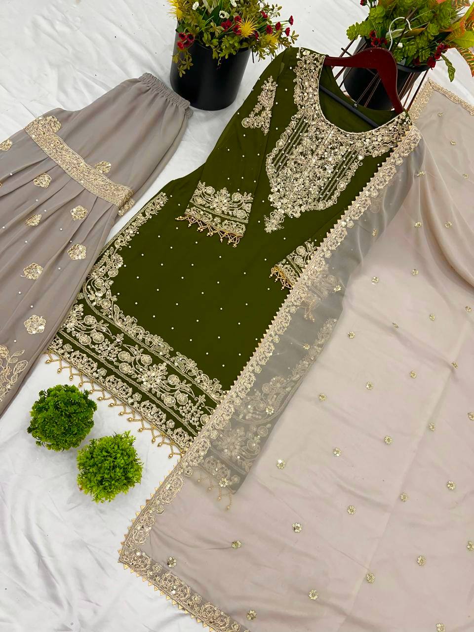 WEDDING EMBROIDERED PUNJABI SUIT